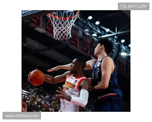 威金顿32分难阻深圳胜广州